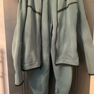 Original Nike tech suit sweatpants and hoodie